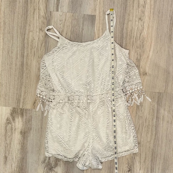Rue 21 White Lace Tank Shorts Layered Boho Romper White Keyhole Back Size M - Picture 3 of 7
